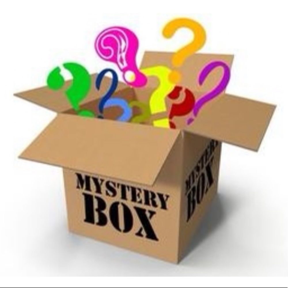 SZ M 5 pc Mystery Box of Athleisure Wear tops/btms